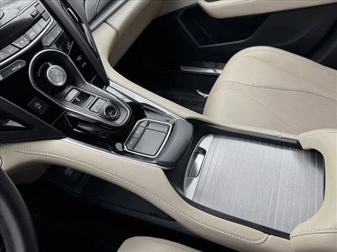 Used 2019 Acura RDX FWD w/ Technology Package image 18