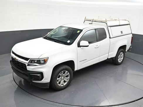 Used 2022 Chevrolet Colorado LT w/ Safety Package RWD image 14