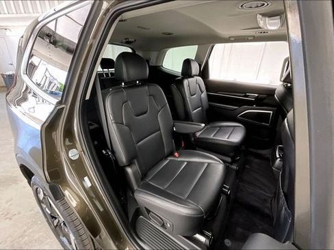 Used 2024 Kia Telluride S w/ S Sunroof Package AWD/4WD image 19
