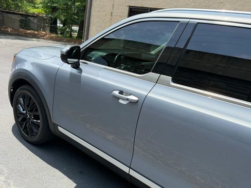Used 2020 Kia Telluride SX w/ Towing Package FWD image 40