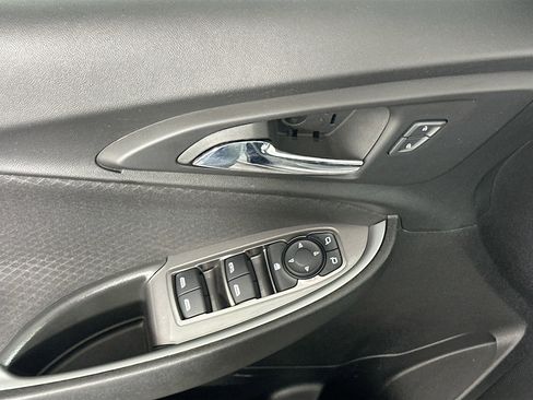 Used 2024 Chevrolet Malibu LT image 15