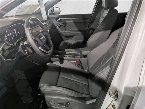 New 2025 Audi Q3 2.0T Premium image 4