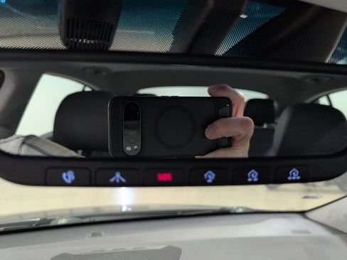 Used 2022 Hyundai Ioniq Limited image 26