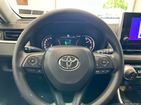 Used 2023 Toyota RAV4 XLE w/ Convenience Package FWD image 9