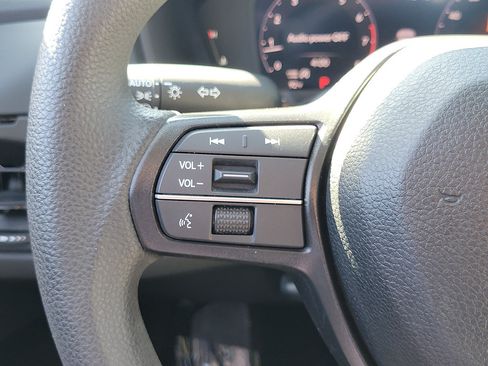 Used 2023 Honda Accord LX image 22