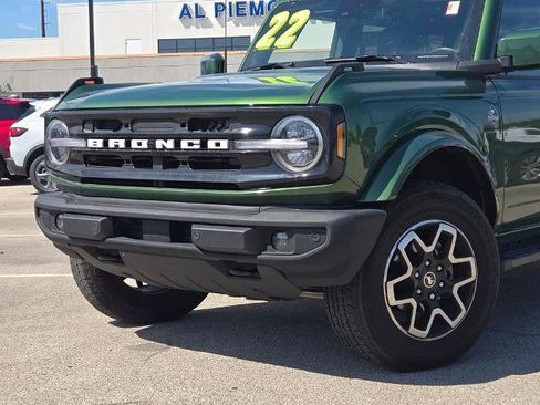 Certified 2022 Ford Bronco Outer Banks image 2