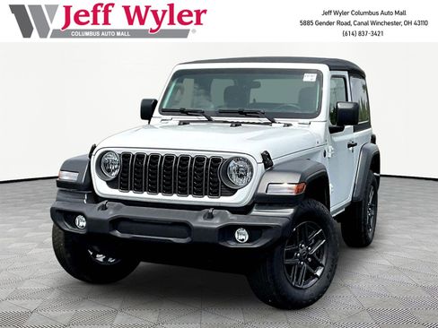 Used 2026 Jeep Wrangler Sport AWD/4WD image 1