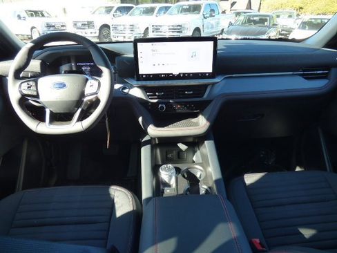 New 2026 Ford Explorer ST-Line w/ ST-Line Street Pack image 20