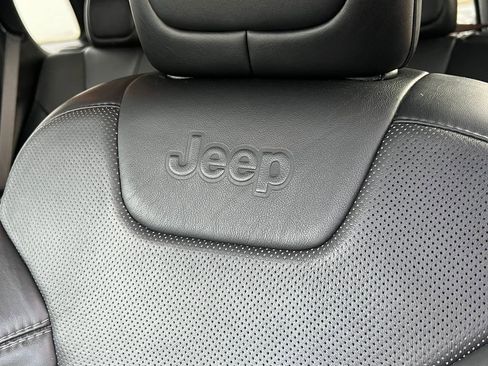 Used 2021 Jeep Cherokee Latitude Lux AWD/4WD image 13