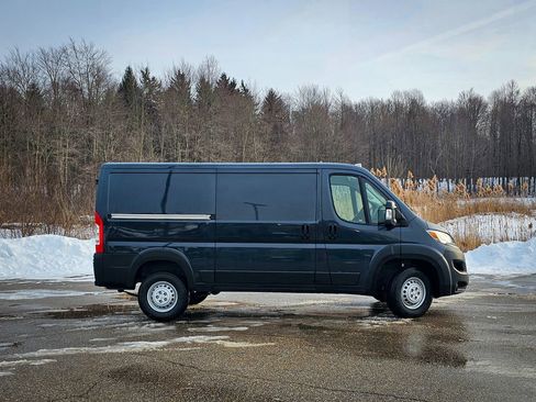 New 2026 RAM ProMaster 1500 w/ Convenience Group FWD image 2