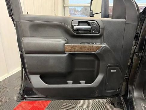 Used 2022 GMC Sierra 2500 Denali AWD/4WD image 8