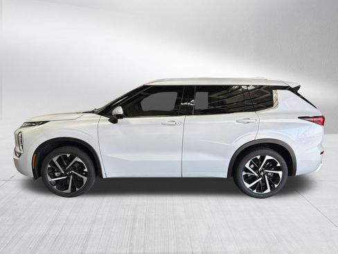 Used 2024 Mitsubishi Outlander SEL AWD/4WD image 4