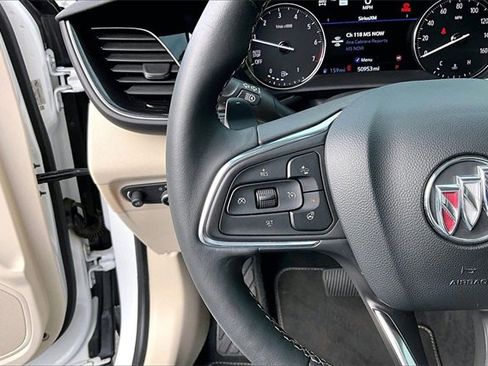 Used 2021 Buick Envision Essence w/ Technology Package I image 17