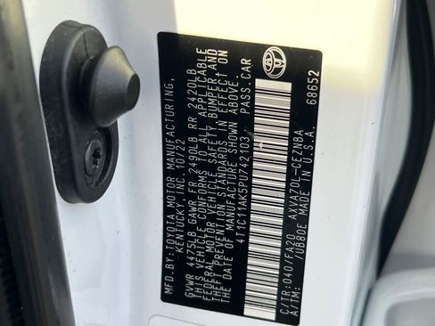 Used 2023 Toyota Camry LE image 30