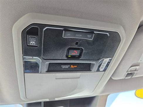 Used 2022 Toyota Tundra SR5 image 27