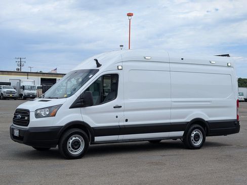 Used 2019 Ford Transit 250 148 High Roof Extended RWD image 5