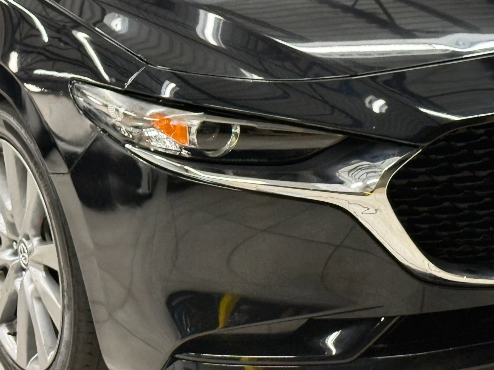 Used 2022 MAZDA MAZDA3 s FWD image 6