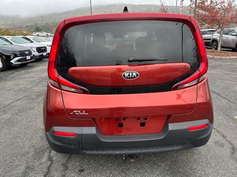 Used 2020 Kia Soul LX image 4