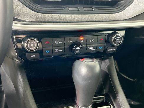 Used 2022 Jeep Compass Latitude w/ Convenience Group AWD/4WD image 15