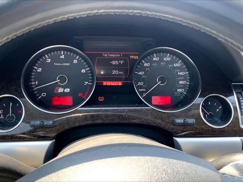 Used 2007 Audi S8 AWD/4WD image 20