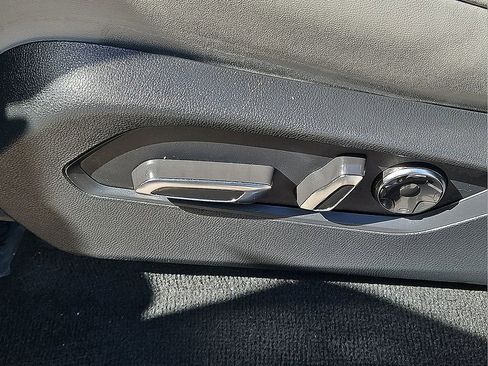 Certified 2024 Acura MDX FWD w/ Technology Package image 21