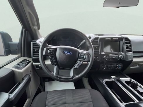 Used 2017 Ford F150 XL w/ Equipment Group 101A Mid image 11