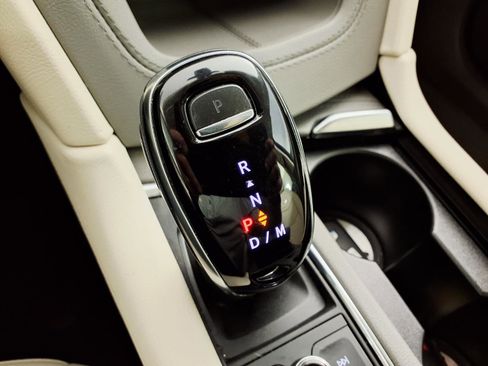 Used 2021 Cadillac XT5 Premium Luxury FWD image 21