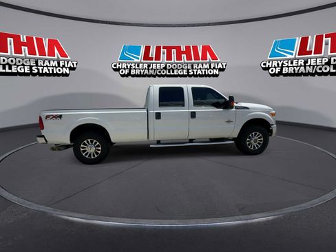 Used 2016 Ford F250 XL w/ Power Equipment Group AWD/4WD image 9