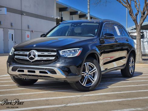 Certified 2022 Mercedes-Benz GLC 300 4MATIC image 1