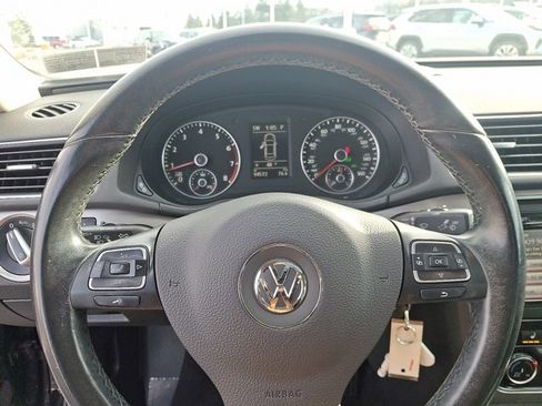 Used 2014 Volkswagen Passat 1.8T SE image 19