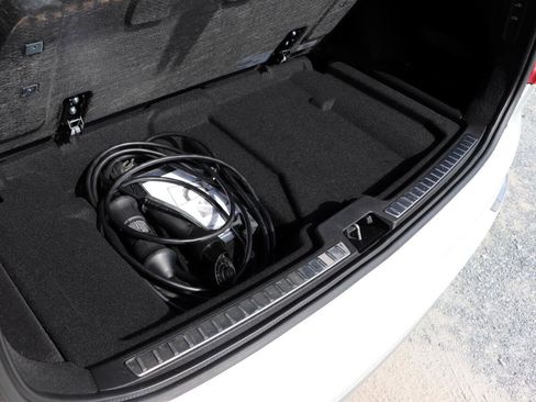 Used 2017 Volvo XC90 T8 Excellence image 8