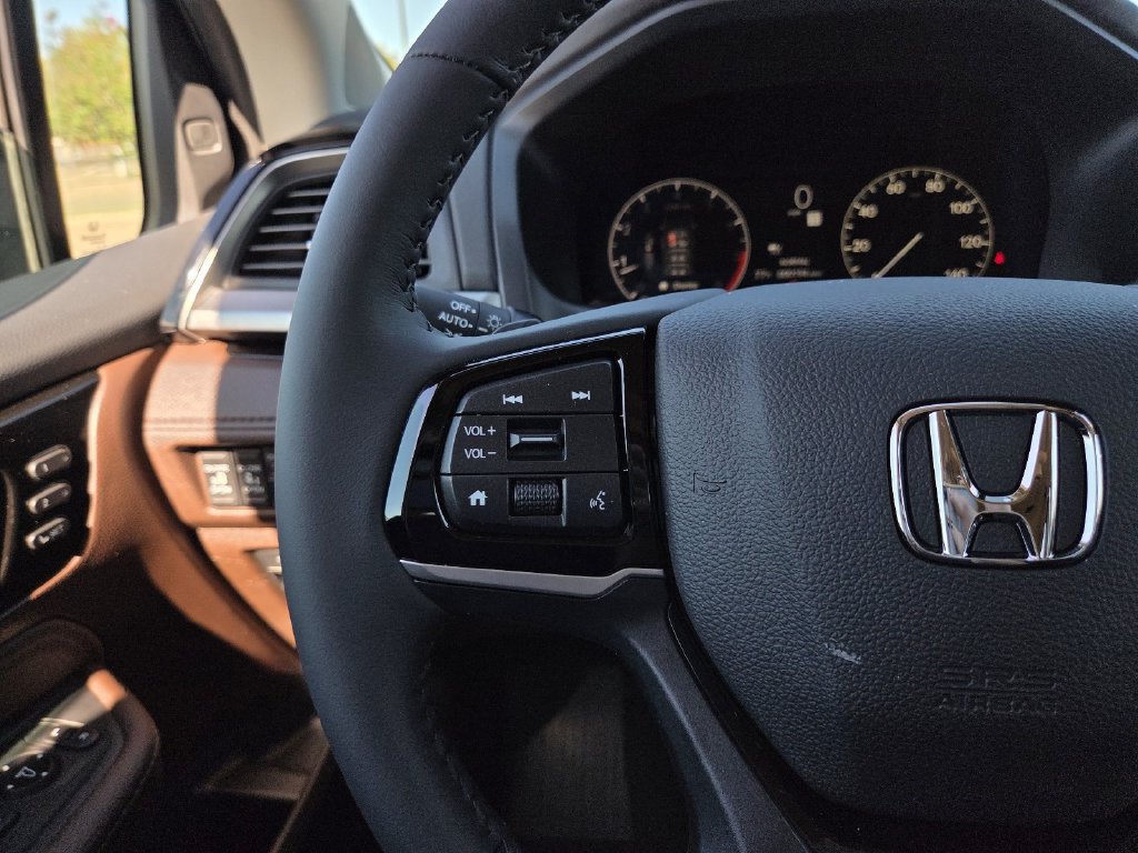 New 2027 Honda Odyssey Touring image 25