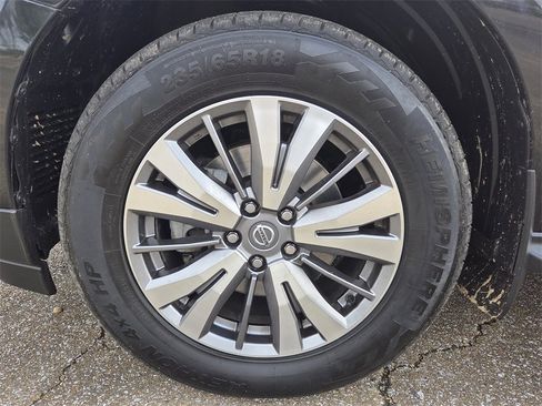 Used 2020 Nissan Pathfinder SV w/ Cargo Package image 26