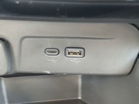 Used 2024 Chevrolet Trax RS w/ Driver Confidence Package image 21