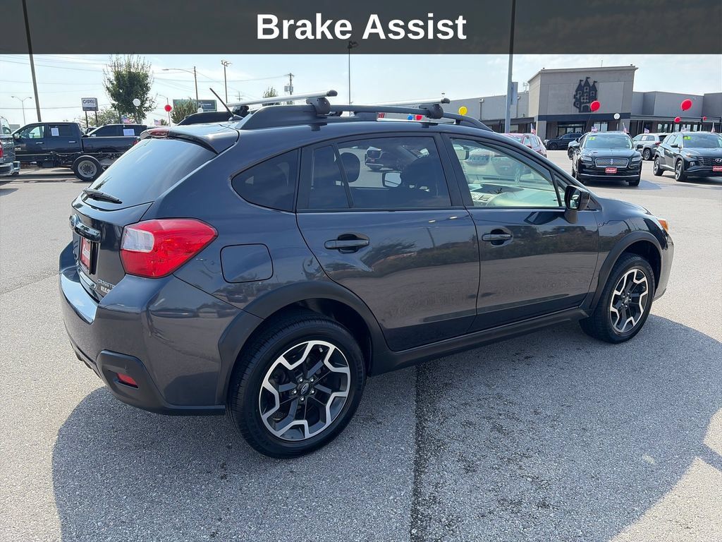 Used 2017 Subaru Crosstrek 2.0i Premium AWD/4WD image 6