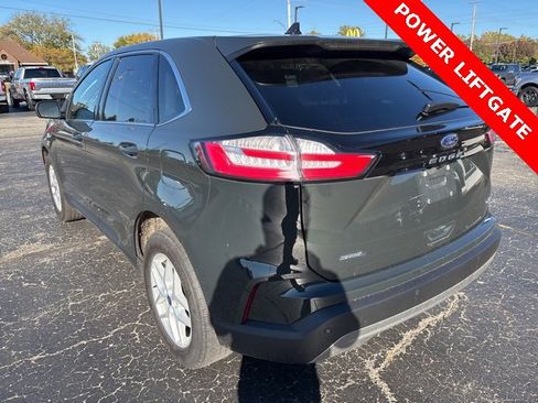 Used 2022 Ford Edge SEL w/ Convenience Package image 3