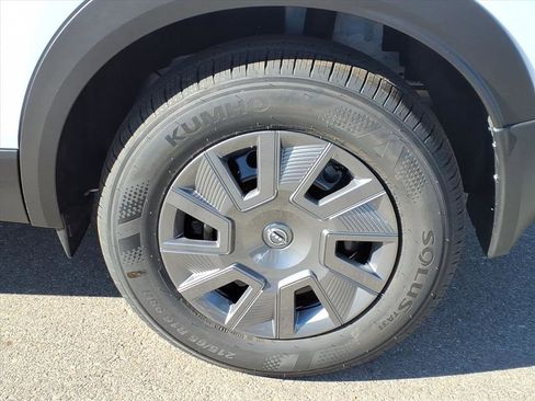 New 2026 Nissan Kicks S image 5