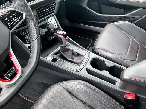 Used 2022 Volkswagen Jetta GLI Autobahn FWD image 29