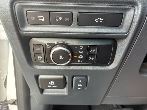 Used 2024 Ford F150 Platinum w/ Equipment Group 702A High AWD/4WD image 36