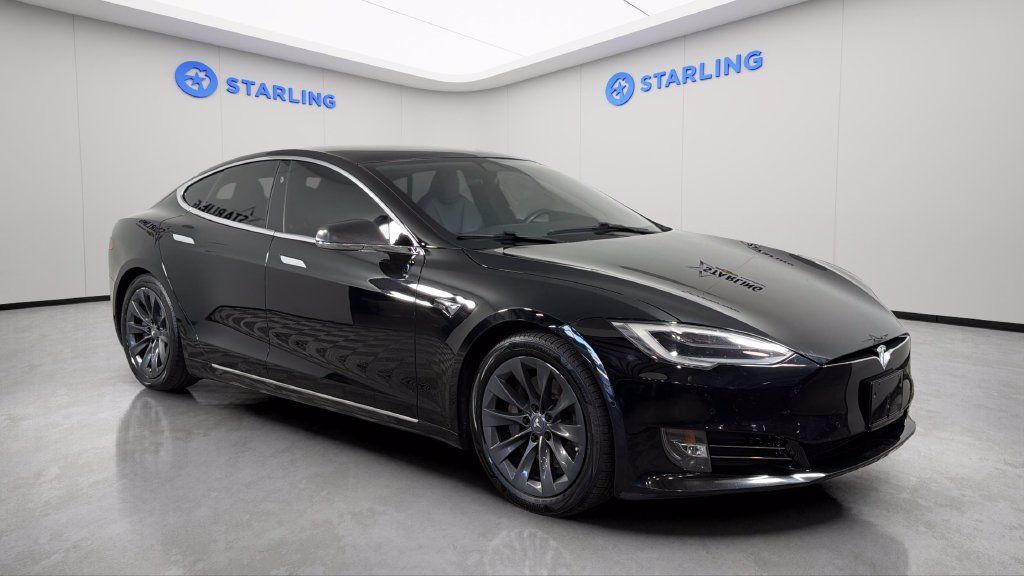 Used 2020 Tesla Model S Long Range AWD/4WD image 14