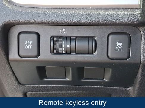 Used 2015 Subaru Crosstrek 2.0i Limited image 9