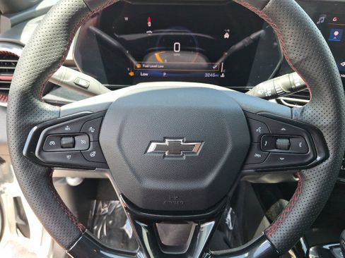 Used 2026 Chevrolet Trax RS w/ Driver Confidence Package FWD image 21