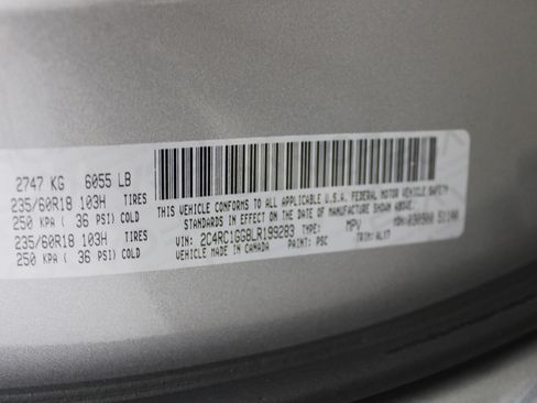 Used 2020 Chrysler Pacifica Limited FWD image 52
