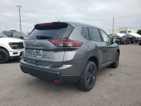 New 2026 Nissan Rogue SV w/ Cold Weather Package image 4