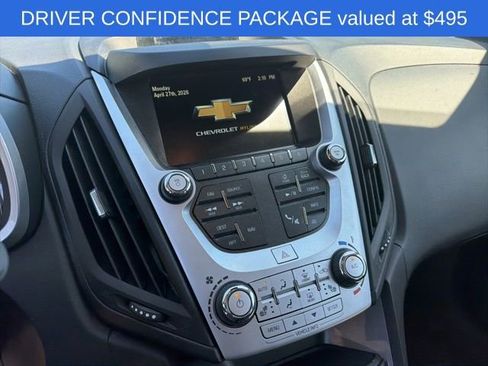 Used 2017 Chevrolet Equinox Premier w/ Enhanced Convenience Package AWD/4WD image 11