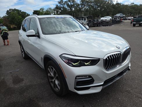 Used 2019 BMW X5 xDrive40i AWD/4WD image 4