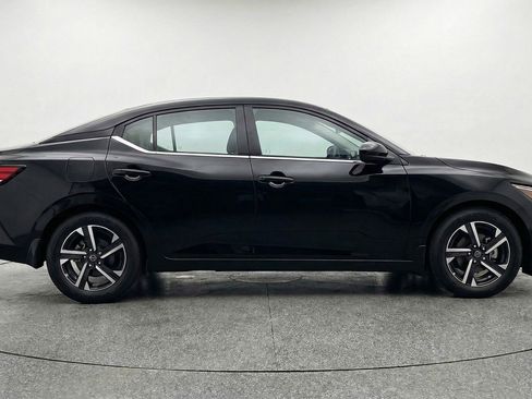 Used 2025 Nissan Sentra SV image 11