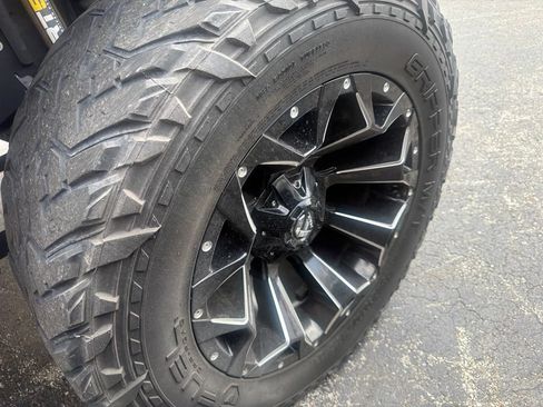 Used 2019 Jeep Wrangler Unlimited Sport S AWD/4WD image 13
