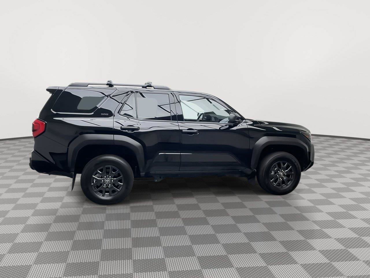 Used 2025 Toyota 4Runner SR5 AWD/4WD image 32