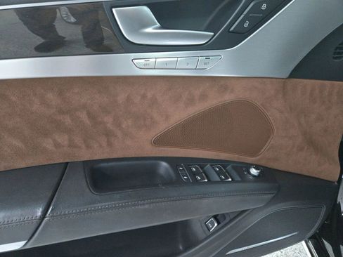 Used 2014 Audi A8 L 3.0T image 29